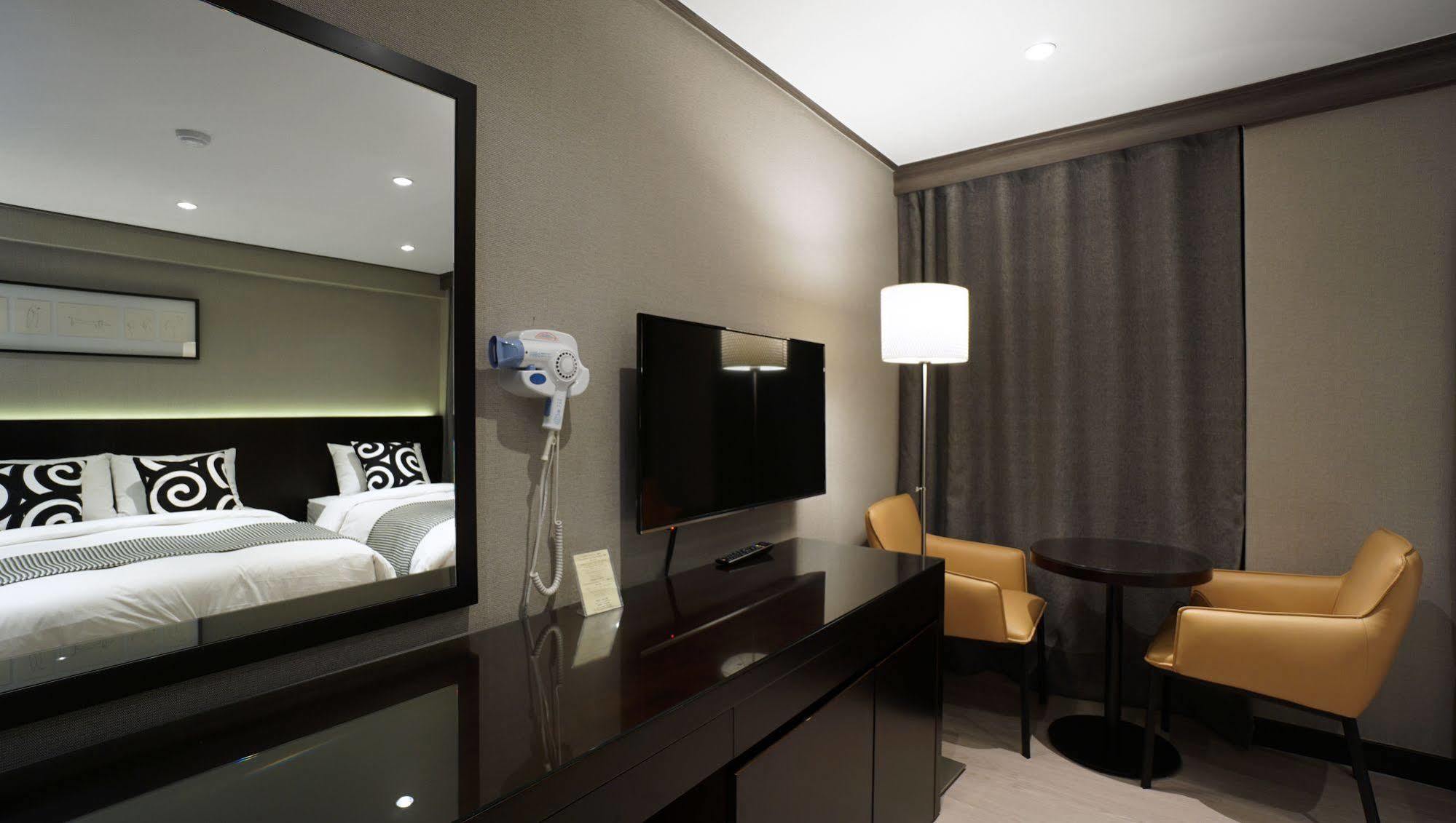 Insadong Crown Hotel Soul Exteriér fotografie